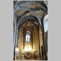 Abbaye de Saint-Papoul, photo MOSSOT, Wikipedia, Absidiole sud.jpg